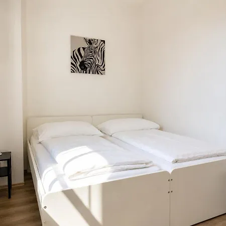 Apartman Modern Near Mendel Square - Gp